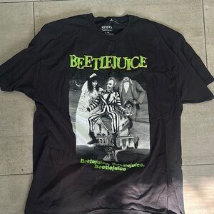 Beetlejuice shirt XL